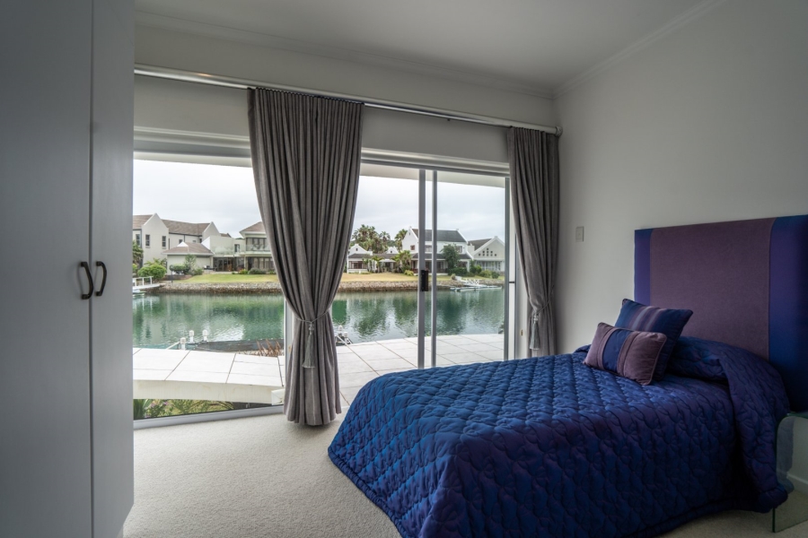 6 Bedroom Property for Sale in Royal Alfred Marina Eastern Cape